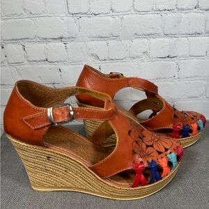 Handmade Leather Boho Wedge Sandals Floral Cutouts Colorful size 8.5 Mex 25.5